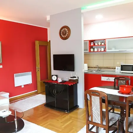 Tana Apartman